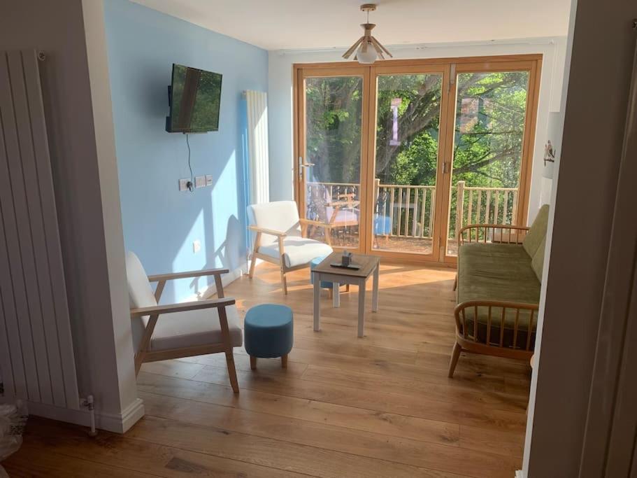 Cottage With Outstanding Views Velindre  Exteriör bild